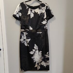 T Tahari Black & White Floral Satin Sheath Dress Size 14 Elegant Cocktail